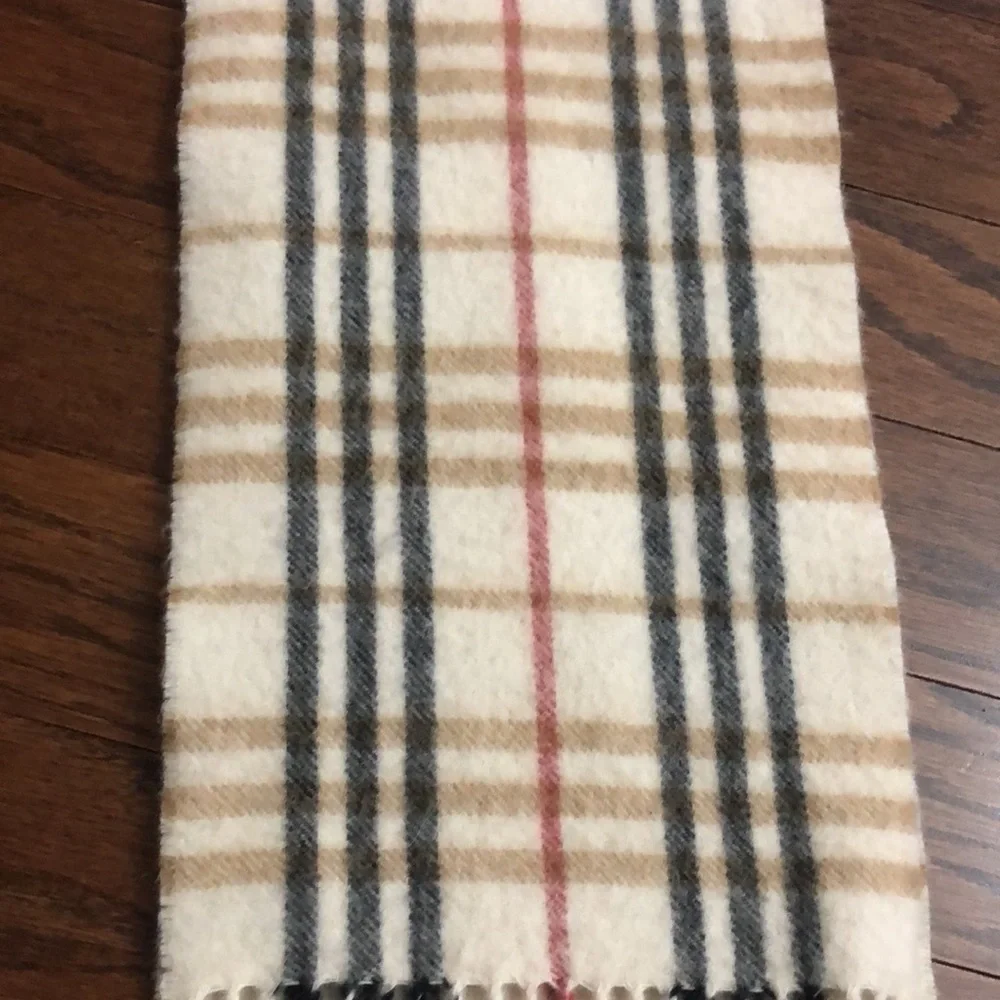 Burberry Cashmere Plaid Scarf - Picture 3 of 5